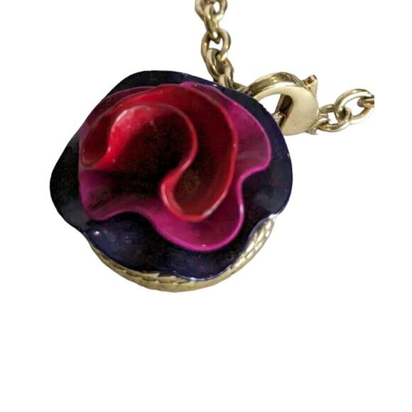 Lola Marc Jacobs Flower Perfume Chain Bracelet 7" Cream Solid Enamel Charm Gold - Picture 4 of 8